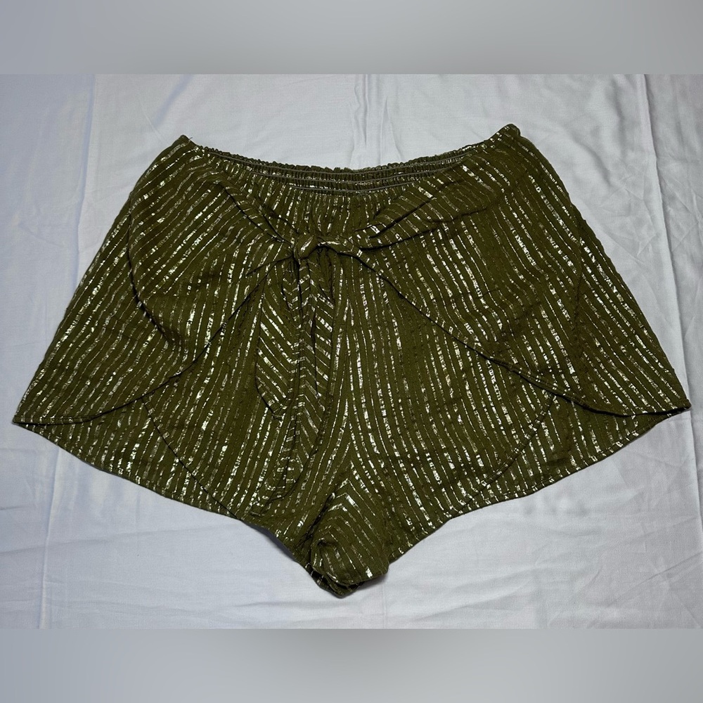 NWT Victoria's Secret Green & Metallic Gold Striped Pull on Shorts Size XL